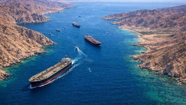 İran, Hürmüz Boğazı'nda Güvenli Geçiş İçin Yeni Yasa Tasarısı Hazırladı