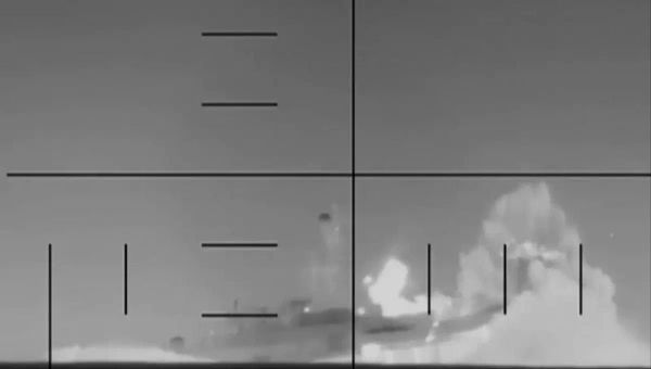 ABD, Hint Okyanusu'nda İran Savaş Gemisini Torpidoyla Vurdu