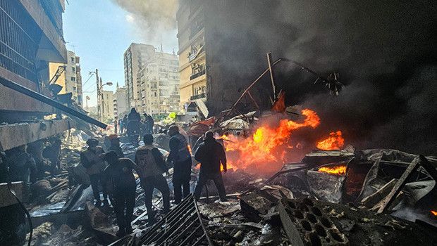 Lübnan'da Ateşkesin İlk Gününde Eş Zamanlı Saldırılarla Ağır Sivil Kayıplar Yaşandı
