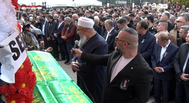 Ahmet Turgut, 'Kürt Ahmet' Lakabıyla Tanınan Eski Belediye Başkanının Babası Toprağa Verildi