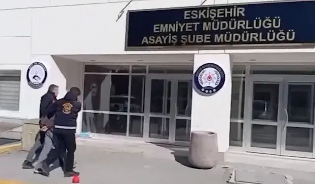 İçişleri Bakanlığı: 8 İlde 58 Şüpheliden 50'si Tutuklandı