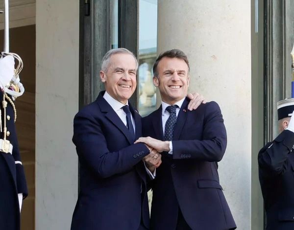 Carney ve Macron, Orta Doğu ve Hürmüz Boğazı'nı Görüştü