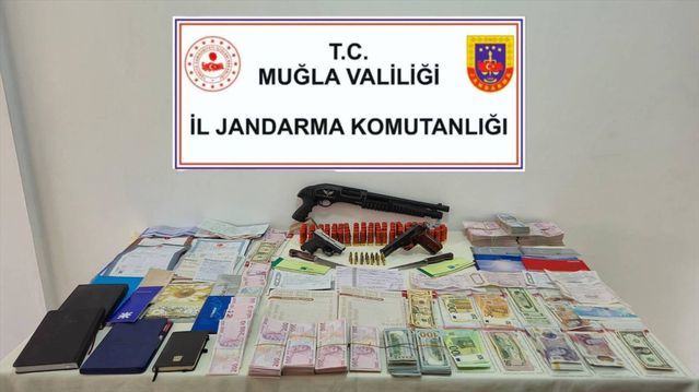 Muğla'da Kaçakçılık Operasyonunda 4 Kişi Tutuklandı