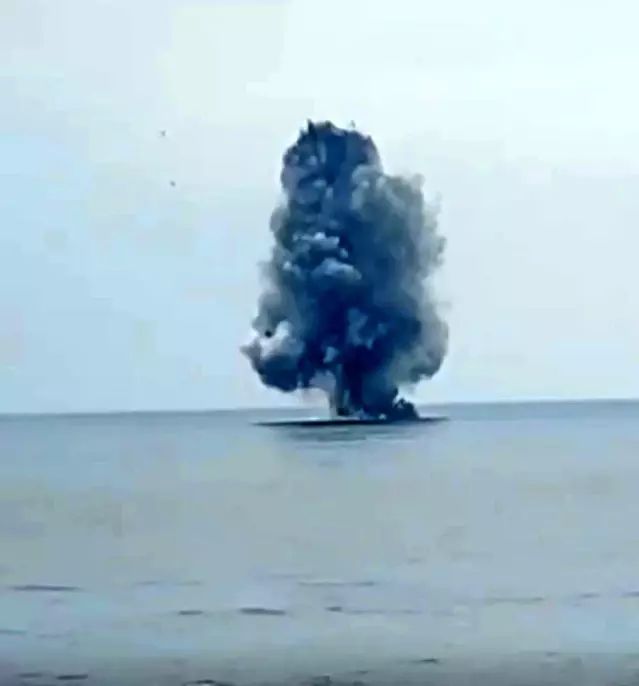 Ordu'da Mühimmat Yüklü Deniz Aracı Kıyıdan 4 Kilometre Açıkta İmha Edildi