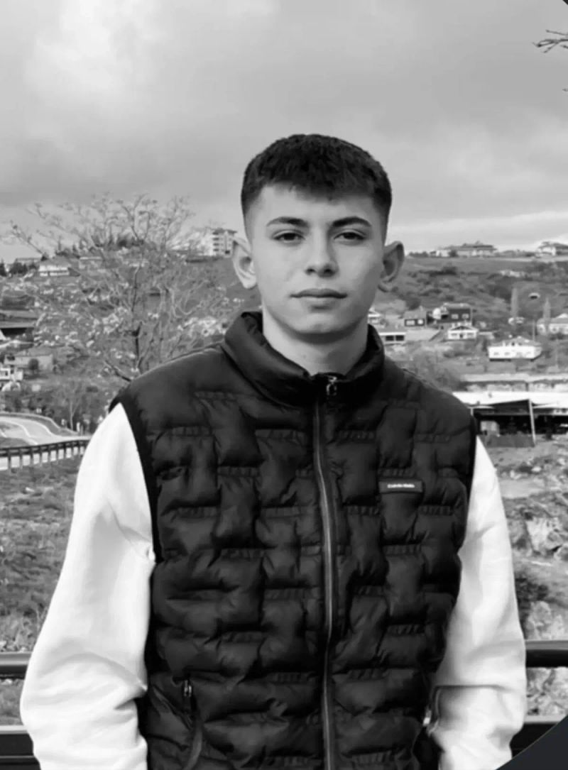 Salihli'de Motosiklet Kazasında 16 Yaşındaki Lise Öğrencisi Yaşamını Yitirdi