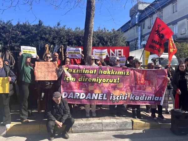 Dardanel İşçileri Ücret ve Tazminat Hakları İçin Fabrika Önünde Eylem Yaptı