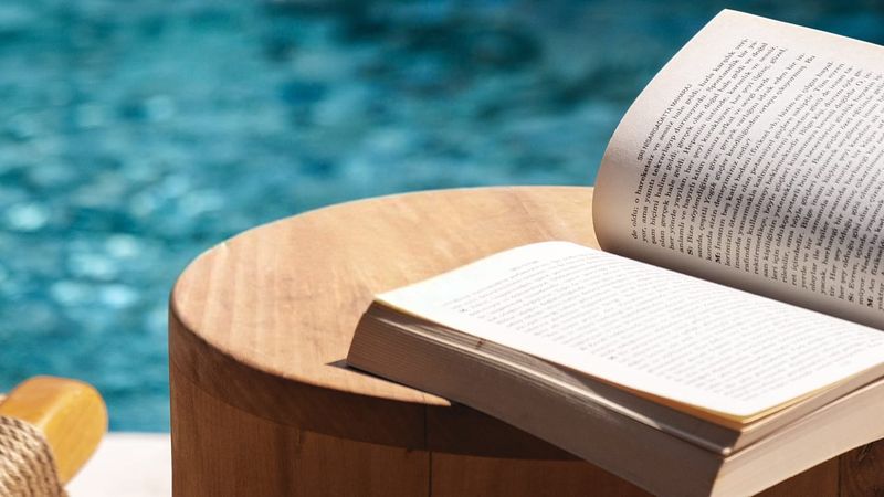 Alaçatı, 8-10 Mayıs'ta İlk Kitap Festivaline Ev Sahipliği Yapacak