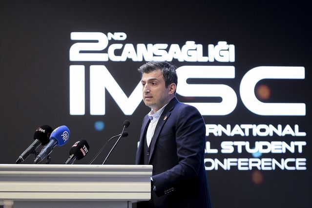 Sağlık Bakanı Memişoğlu: Tıp, Aklın ve Merhametin Sanatıdır