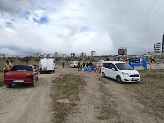 Kayseri’de Ahıra Saldıran Hayvanlar 6 Keçiye Zarar Verdi, 5 Keçi Kayıp