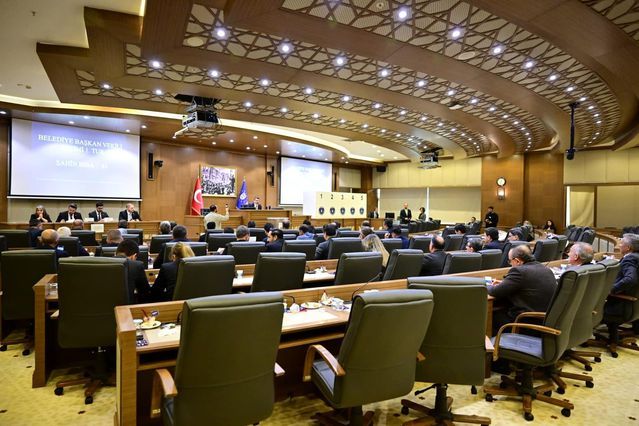 Başkanvekili Şahin Biba, Bursa Büyükşehir Meclisinde 61 Oyla Seçildi