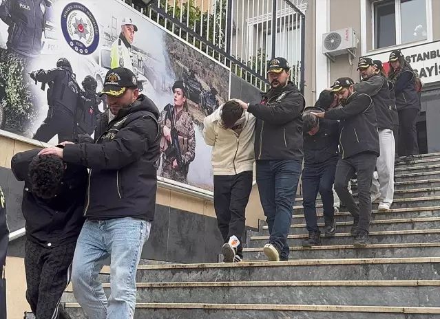 İstanbul'da Dolandırıcılık Operasyonunda 10 Şüpheli Yakalandı