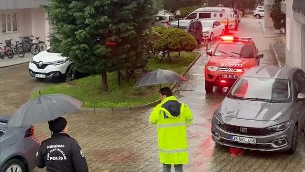 Aydın Efeler'de İstinat Duvarı Sağanak Sonrası Çöktü