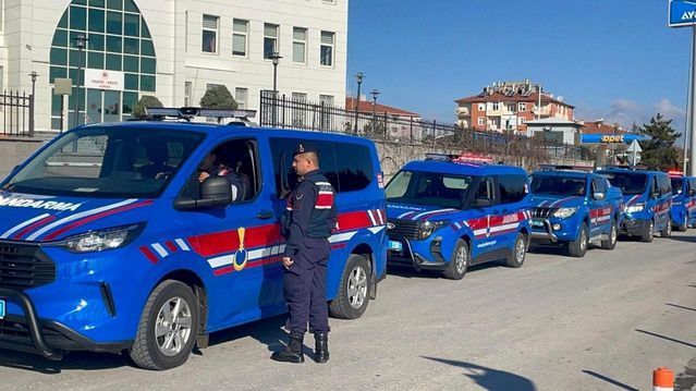 Karaman'da Tefecilik Operasyonunda 10 Kişi Tutuklandı