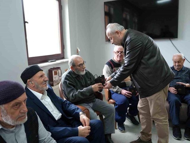 Düzce Belediyesi Yaşlılar Haftasında Alzheimer Hastalarını Unutmadı