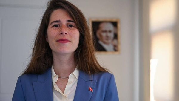 Çeşme Belediye Başkanı Lal Denizli, uyuşturucu soruşturması kapsamında ifade verecek