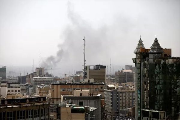 ABD ve İsrail'in İran'a Saldırısında Üst Düzey Komutanlar ve Sivil Kayıplar Bildirildi