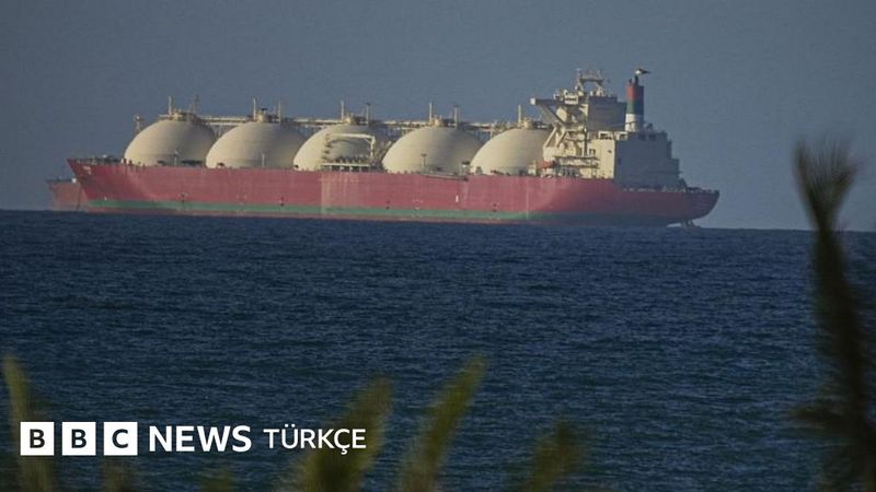 İran, Lübnan'a yönelik saldırılar nedeniyle Hürmüz Boğazı'nı kapattı