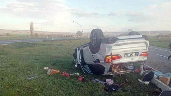 Kırklareli Vize'de İki Otomobil Çarpıştı: 1 Ölü, 4 Yaralı