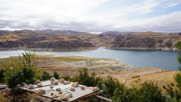 "Dicle’nin İzinde" Sergisi Mezopotamya'nın Yaşam Kaynağını Mercek Altına Alıyor