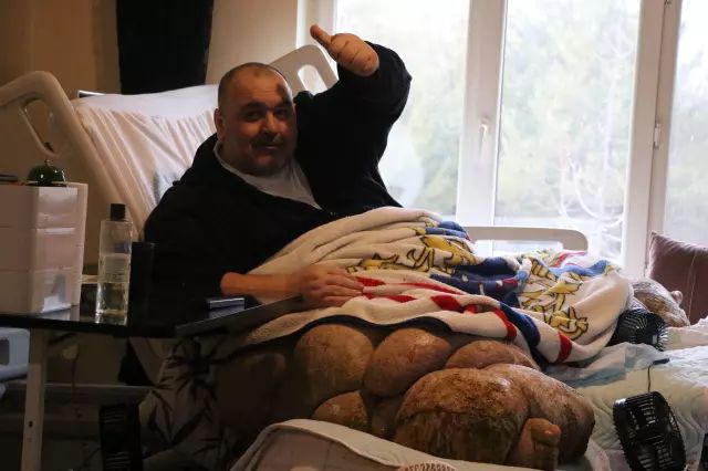 Engin Akbadal, Obez Ambulansla Ankara'ya Sevk Edildi