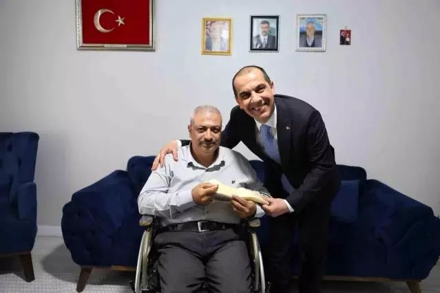 Vali M. Fırat Taşolar, Gazi Abdulkadir Engenç'i Ramazan Bayramı'nda Ziyaret Etti