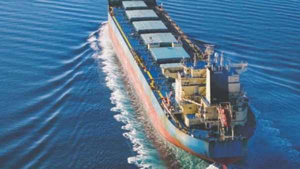 Körfez'deki Gerilim Ticarette Krize Yol Açtı, Navlun Üç Katına Çıktı