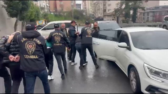 Fatih'te Kurye Cinayeti: 3 Şüpheli Edirne'de Yakalandı