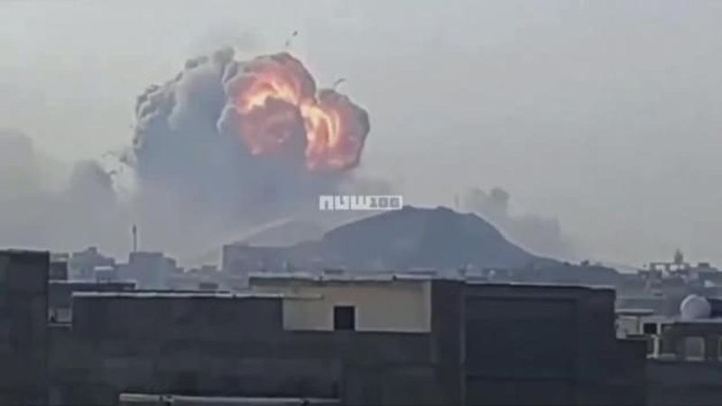 Tahran'da Ardışık Patlamalar ve Yoğun Dumanlar Görüldü