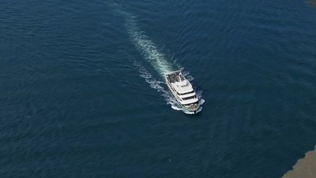 İstanbul Boğazı'nda Sağanak Sonrası Su Rengi Kahverengiye Döndü