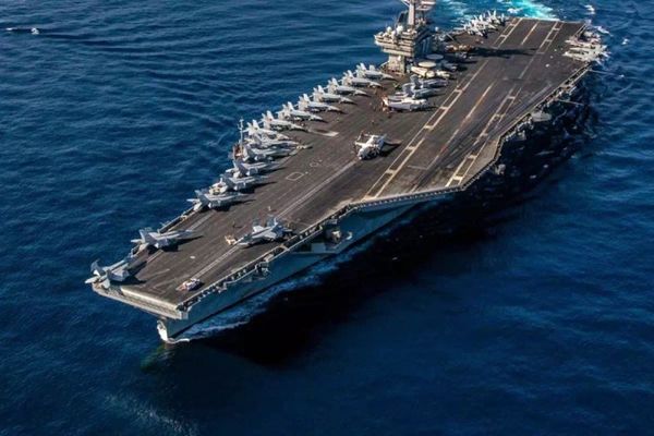 USS George H.W. Bush Uçak Gemisi Orta Doğu Görevine Başladı