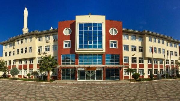 Kartal Anadolu İmam Hatip Lisesi Ortaokulu İlk Öğrencilerini Kabul Ediyor