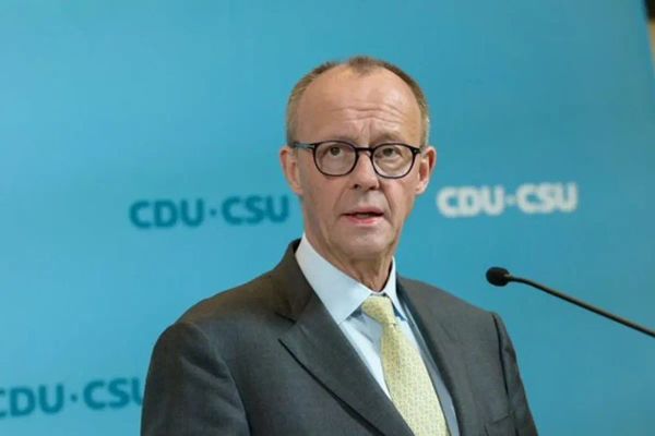 Almanya Başbakanı Merz, Filistin Destekçilerini Uyararak İsrail'e Destek Verdi