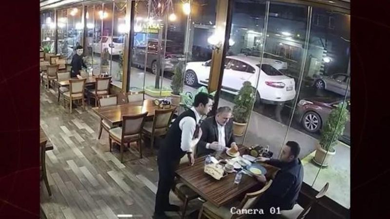 CHP'li Meclis Üyesi Nadir Ataman Restoranda Garsonlar Tarafından Darbedildi