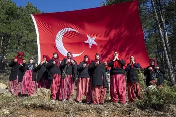 Bolu'da Orman Haftası Kapsamında Fidan Dikim Etkinliği Gerçekleştirildi