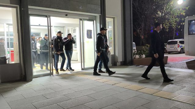 Tokat ve Şanlıurfa'da Yazılı Ehliyet Sınavında Joker Aday Operasyonu