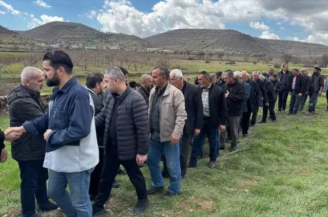 Batman'daki Silahlı Saldırıda Ölen Anne ve Oğlu Mardin'de Defnedildi