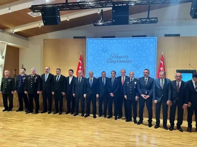 Konya Valiliği Ramazan Bayramı İçin Bayramlaşma Programı Düzenledi