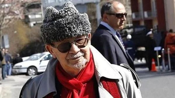 Tartışmalı Bir Dönemin İsimlerinden Yalçın Küçük Hayatını Kaybetti