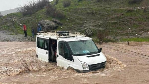 Siirt’te Selde Mahsur Kalan Kalp Hastası Kadın Hayatını Kaybetti