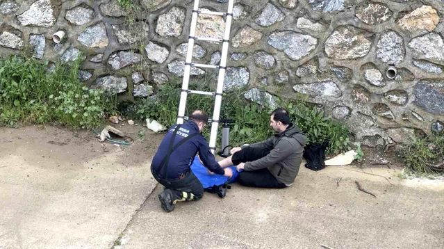 Bursa Kestel'de Dereye Düşen Baba Kurtarılarak Hastaneye Sevk Edildi