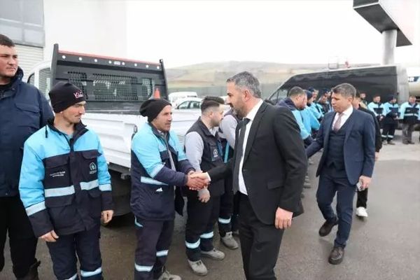 Pursaklar Belediyesi Personeli Bayram Sonrası İlk Günde Bir Araya Geldi