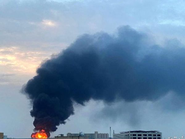 İran Saldırısı Bahreyn'de Tesiste Yangına Neden Oldu