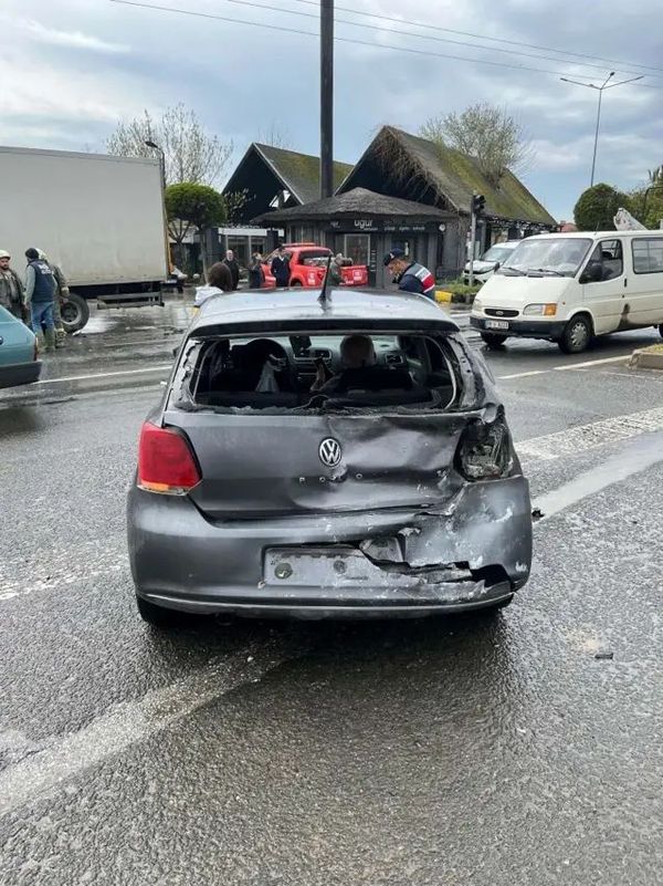 Köşk'te Kırmızı Işık İhlali Yapan Kamyonun Çarptığı Direk Altında Kalan Bisiklet Sürücüsü Yaşamını Yitirdi