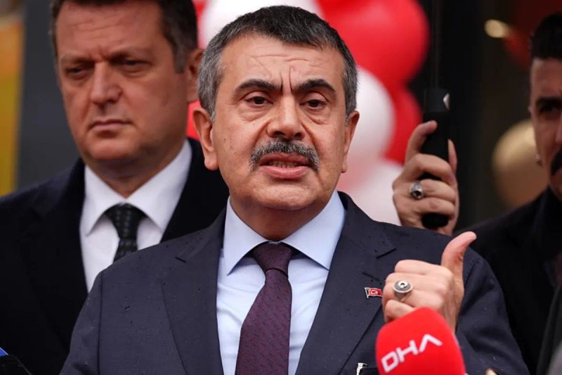 Milli Eğitim Bakanı Tekin'den Muhalefete Okuma Yazma Daveti