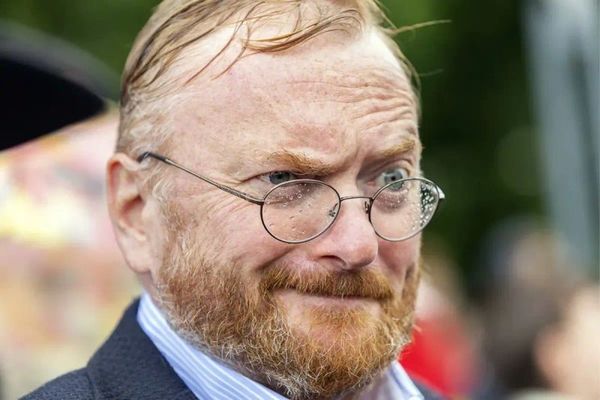 Rus Milletvekili Milonov'dan Yurt Dışı Seyahatlere Kısıtlama Çağrısı