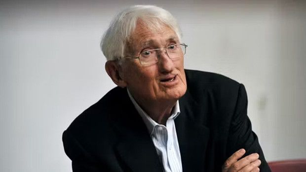Alman filozof ve sosyolog Jürgen Habermas 96 yaşında vefat etti