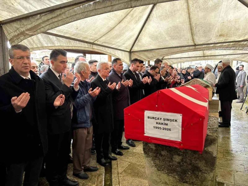Babaeskili Genç Hakim Burçay Şimşek Kalp Krizi Sonrası Toprağa Verildi