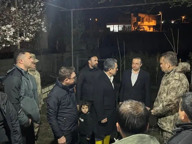 Şırnak'ta Sağanak Yağış Ev ve Ahırları Su Baskınına Sürükledi