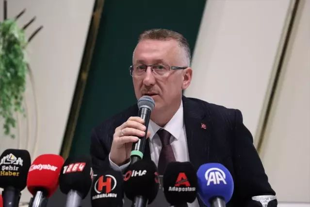 Adapazarı Belediye Başkanı Mutlu Işıksu AK Parti'den İstifa Etti