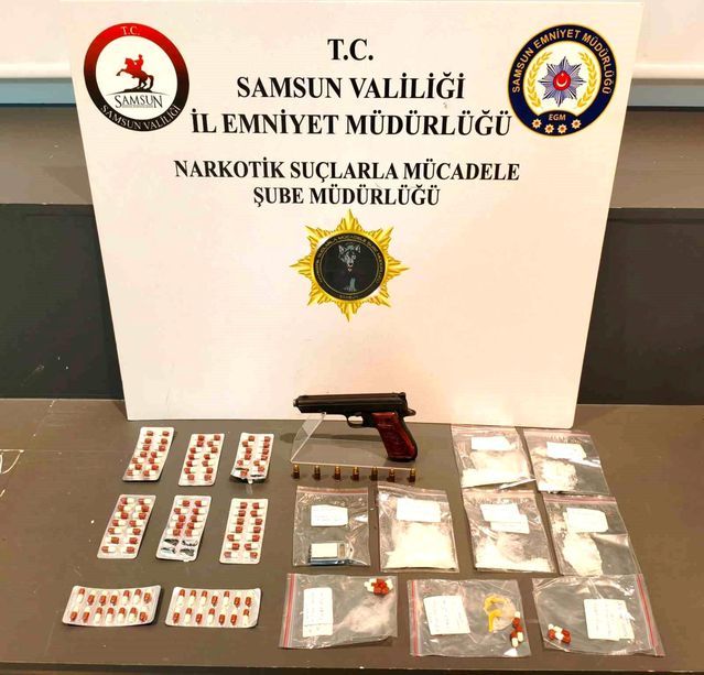Samsun Atakum'da Uyuşturucu ve Ruhsatsız Silah Operasyonu